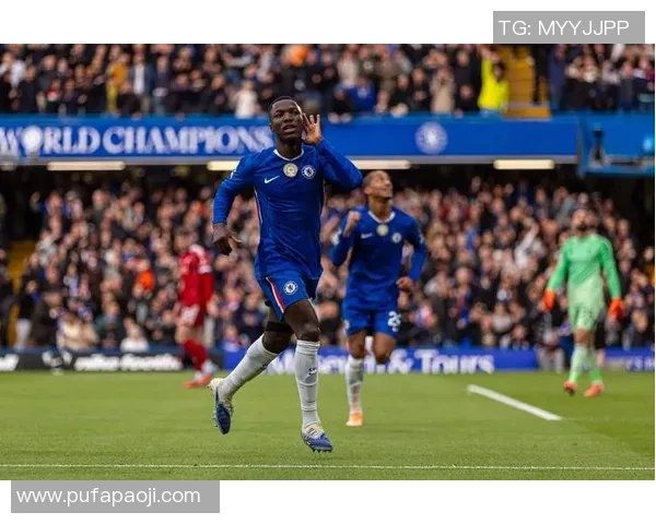 英超16号足球明星的崛起与挑战解析他们如何改变比赛格局与球队命运